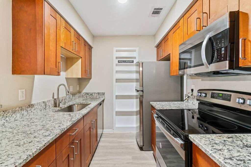 M1 - Private And Serene 1Bdr 1Ba Ensuite Shared Room Atlanta Exterior foto